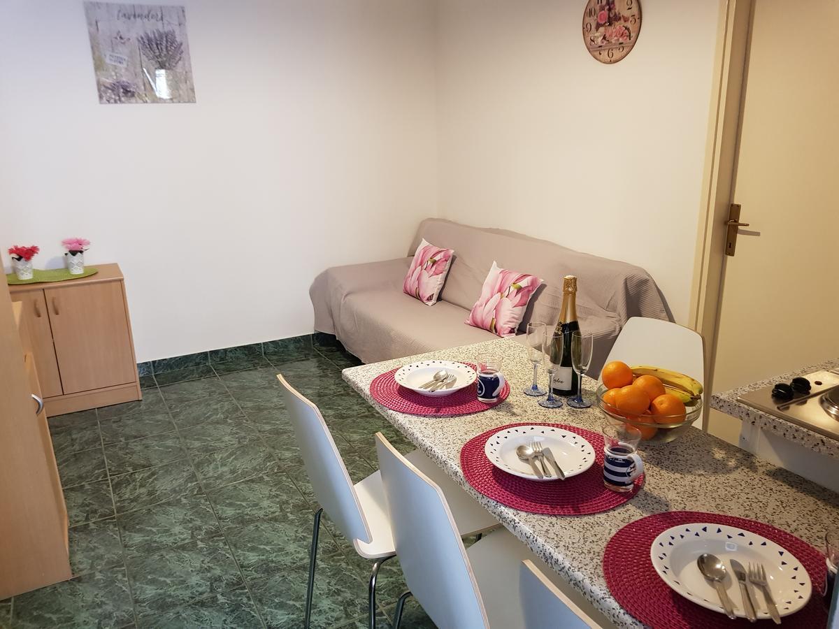 Apartmani Zoric โวดีเซ ภายนอก รูปภาพ