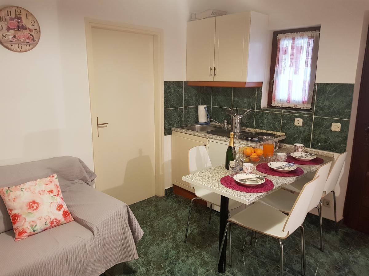 Apartmani Zoric โวดีเซ ภายนอก รูปภาพ